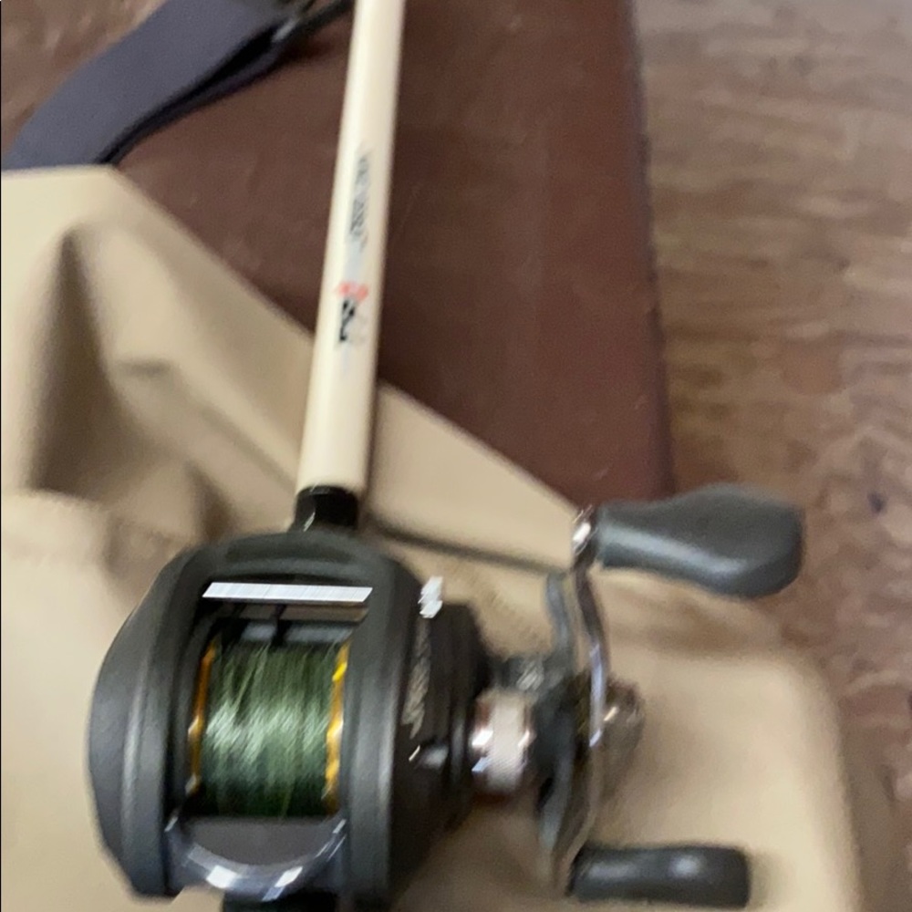 Lews tp1 speed stick 7”6’ heavy action - Picture 2 of 3